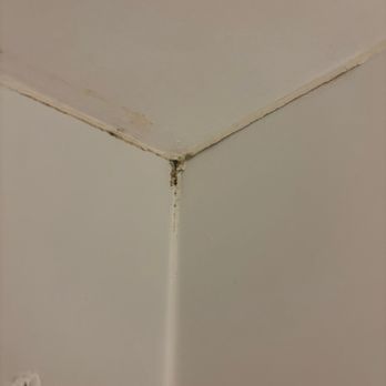 Hôtel Bienvenue - Dirty bathroom - Hotels Near Me - Paris, 75