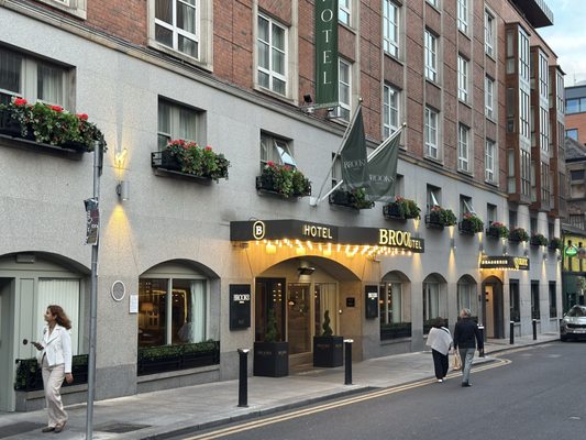 Brooks Hotel by null