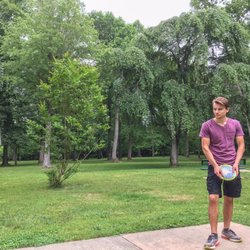 Calvert Road Disc Golf Course - Nice course near University of Maryland.
