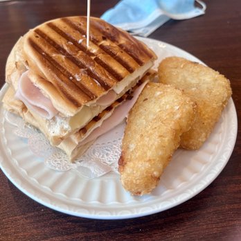Xabores Cyber Cafe - Turkey and egg sandwich - Breakfast & Brunch Near Me - Cabo Rojo, Puerto Rico Xabores Cyber Cafe - Turkey and egg sandwich - Breakfast & Brunch Near Me - Cabo Rojo, Puerto Rico