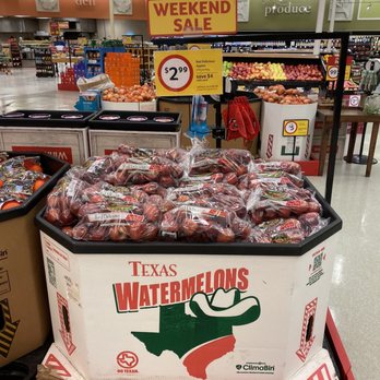 Winn-Dixie - Looks like apples to me - Grocery Near Me - Fernandina Beach, Florida Winn-Dixie - Looks like apples to me - Grocery Near Me - Fernandina Beach, Florida