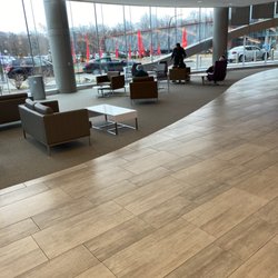 St Barnabas Medical Ctr Schol Fr Mdcl Lbrtry Tchnc - Nice lobby.