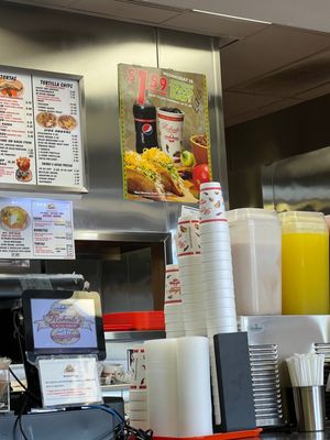 Roberto's Taco Shop Harmon Square by null