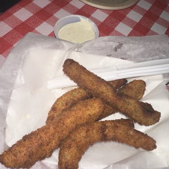 Gus's World Famous Fried Chicken - Fried pickles - Southern Near Me - Lexington, Kentucky