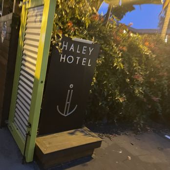 Haley Hotel - Hotels Near Me - Santa Barbara, California
