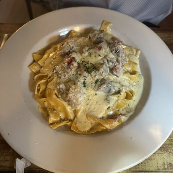 T Marie's - carbonara + tagliatelle + italian sausage - Italian Near Me - Mobile, Alabama T Marie's - carbonara + tagliatelle + italian sausage - Italian Near Me - Mobile, Alabama