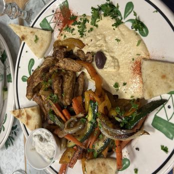 Little Gyro Restaurant - Chicken shawarma with hummus and grilled vegetables - Mediterranean Near Me - Dunedin, Florida Little Gyro Restaurant - Chicken shawarma with hummus and grilled vegetables - Mediterranean Near Me - Dunedin, Florida