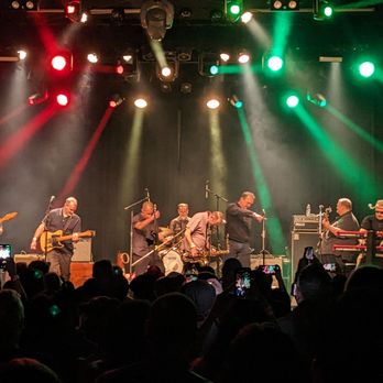 El Rey Theatre - Loud sound for a small venue - Music Venues Near Me - Los Angeles, California El Rey Theatre - Loud sound for a small venue - Music Venues Near Me - Los Angeles, California
