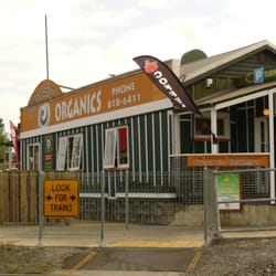 Earth Seed Organics - front store pic