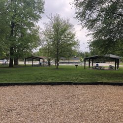 O'fallon Community Park - Covered picnic tables