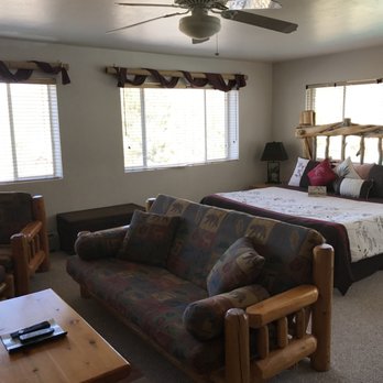 Greer Peaks Lodge - Hotels Near Me - Greer, Arizona Greer Peaks Lodge - Hotels Near Me - Greer, Arizona