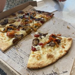 Steak & Blue Pizza