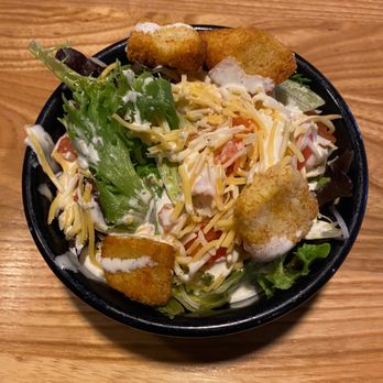 Chili's - Lunch salad with ranch dressing. - American Near Me - Yorba Linda, California Chili's - Lunch salad with ranch dressing. - American Near Me - Yorba Linda, California
