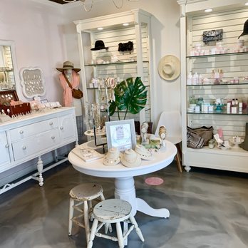 Frilly Lilly - Nail Salons Near Me - Cochrane, Alberta Frilly Lilly - Nail Salons Near Me - Cochrane, Alberta