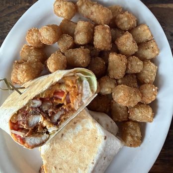 Jackson Ave Pub - Buffalo Chicken Wrap - Burgers Near Me - Naperville, Illinois