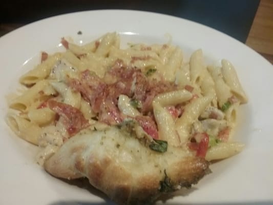 Oggi's Sports Brewhouse Pizza by null