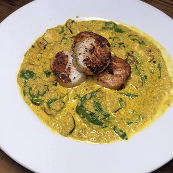 Los Balcones - Scallops with quinoa risotto - Peruvian Near Me - Los Angeles, California Los Balcones - Scallops with quinoa risotto - Peruvian Near Me - Los Angeles, California