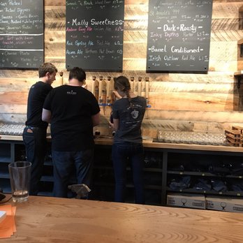 Oak & Iron Brewing - Breweries Near Me - Andover, Massachusetts Oak & Iron Brewing - Breweries Near Me - Andover, Massachusetts
