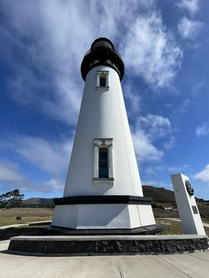 Yaquina Head Lighthouse by null