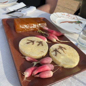 Outstanding In The Field - First course - Party & Event Planning Near Me Outstanding In The Field - First course - Party & Event Planning Near Me