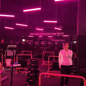 Bunda - My new fave workout - Gyms Near Me - Encino, California Bunda - My new fave workout - Gyms Near Me - Encino, California