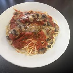 Saporito's Pizzeria - Spaghetti