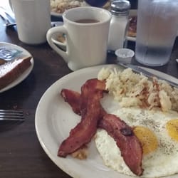 Chef Bernie's Fine Foods - Right size for me. Delicious. Loved the bacon & coffee.