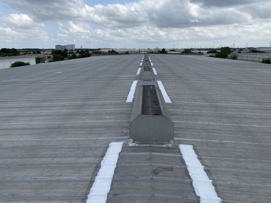 SNT Roofing And Construction
