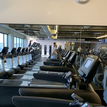 Equinox South Bay - Treadmill warmup - Gyms Near Me - Hawthorne, California Equinox South Bay - Treadmill warmup - Gyms Near Me - Hawthorne, California