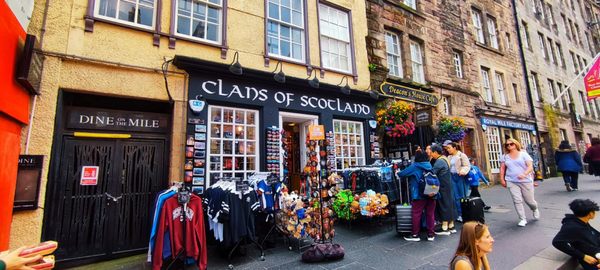 Royal Mile by null