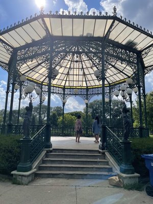 Welles (Gideon) Park by null