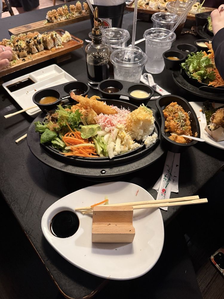 Food from Sushi Fajita