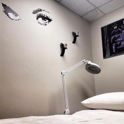 Raine Luxury Spa - Eyelash Area!