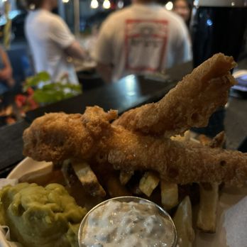 Man of Kent - Fish and chips - Pubs Near Me - Toronto, Ontario Man of Kent - Fish and chips - Pubs Near Me - Toronto, Ontario