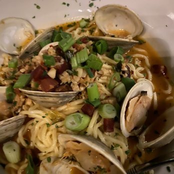 Mare E Monti - Spaghetti alle Vongole - Italian Near Me - Worcester, Massachusetts Mare E Monti - Spaghetti alle Vongole - Italian Near Me - Worcester, Massachusetts