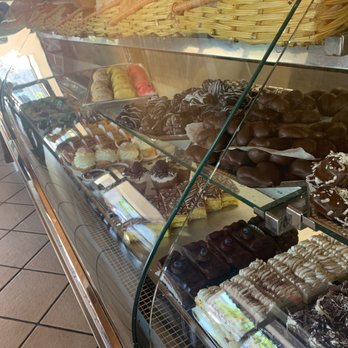 French Bakery Cafe - Counter - Bakeries Near Me - Vista, California French Bakery Cafe - Counter - Bakeries Near Me - Vista, California
