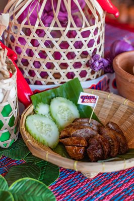 Tum Pok Pok by null