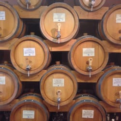Vom Fass - Verschiedene Leckereien aus kleinen Fässern wie Rum, Calvados, Cognac oder Whisky
