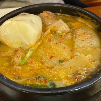 Kum Sung BBQ - Gamja-Tang ($16.99) - Korean Near Me - Flushing, New York Kum Sung BBQ - Gamja-Tang ($16.99) - Korean Near Me - Flushing, New York