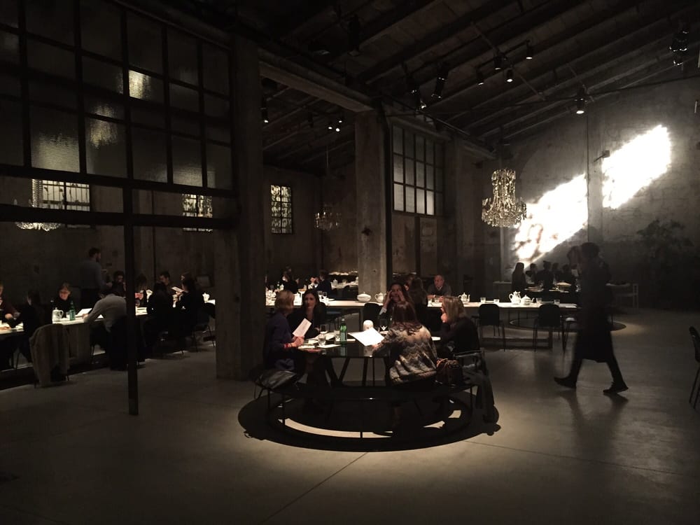 Carlo e Camilla in Segheria