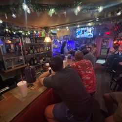 Mehdi's Sports Bar - Bar area