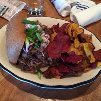 101 Craft Kitchen - Pulled lamb sandwich with side of beet chips - New American Near Me - Dublin, Ohio