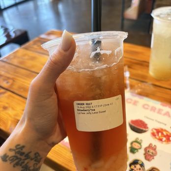Tea Bar NOLA - Strawberry tea with lychee jelly - Coffee & Tea Near Me - Belle Chasse, Louisiana Tea Bar NOLA - Strawberry tea with lychee jelly - Coffee & Tea Near Me - Belle Chasse, Louisiana