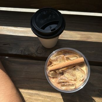 3Thyme - I recommend if you want an iced drink that's not too sweet. They add a cinnamon stick and cinnamon to the top making it delicious. - Coffee & Tea Near Me - Los Angeles, California