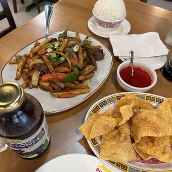 Chifa Du Kang - Lomo salteado, fried pork wonton, white rice, & chica morada - Peruvian Near Me - Miramar, Florida Chifa Du Kang - Lomo salteado, fried pork wonton, white rice, & chica morada - Peruvian Near Me - Miramar, Florida