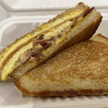 The Melt SFO - Breakfast sandwich - Burgers Near Me - San Francisco, California The Melt SFO - Breakfast sandwich - Burgers Near Me - San Francisco, California