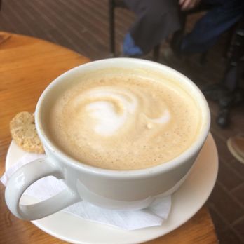 Murphy's - White chocolate latte - American Near Me - Atlanta, Georgia