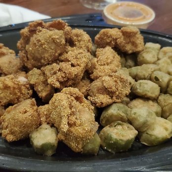 Cecil's Cajun Cafe - Fried oysters with rice and okra - Cajun/Creole Near Me - De Ridder, Louisiana Cecil's Cajun Cafe - Fried oysters with rice and okra - Cajun/Creole Near Me - De Ridder, Louisiana