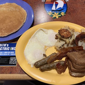 Spinnaker Cafe - Spinnaker Big Breakfast - Breakfast & Brunch Near Me - Englewood, Florida