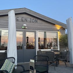 Strandpaviljoen Zee & Zon